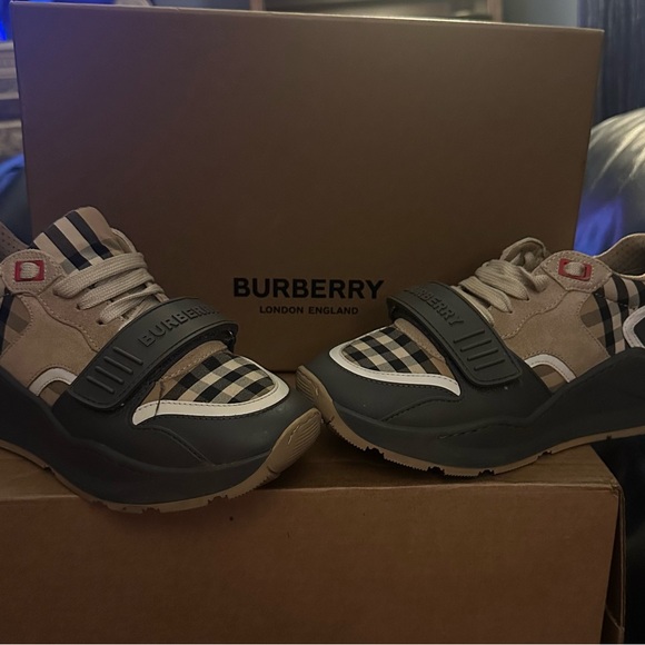 Burberry Check Suede Shoes - Picture 8 of 8